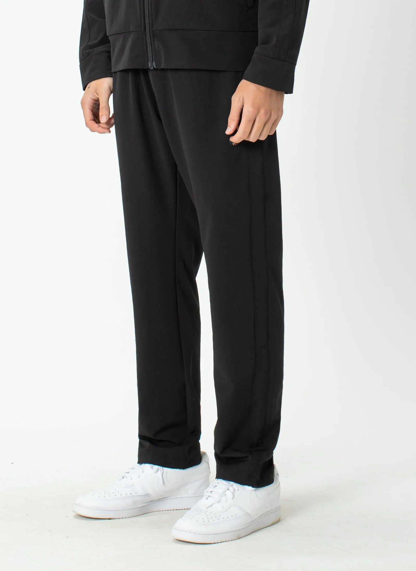 Badge Track Pant Black