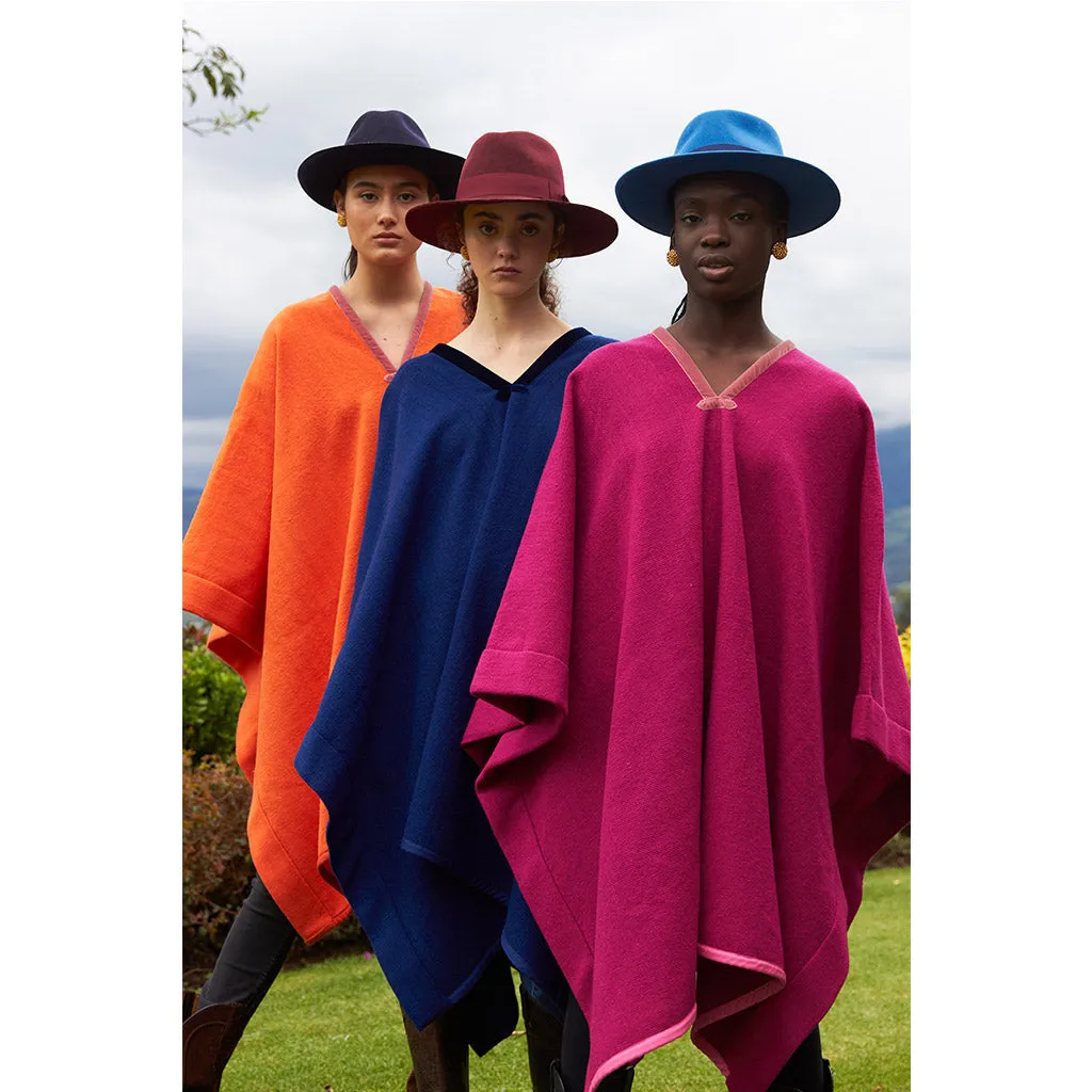 Blue Curiquingue Poncho