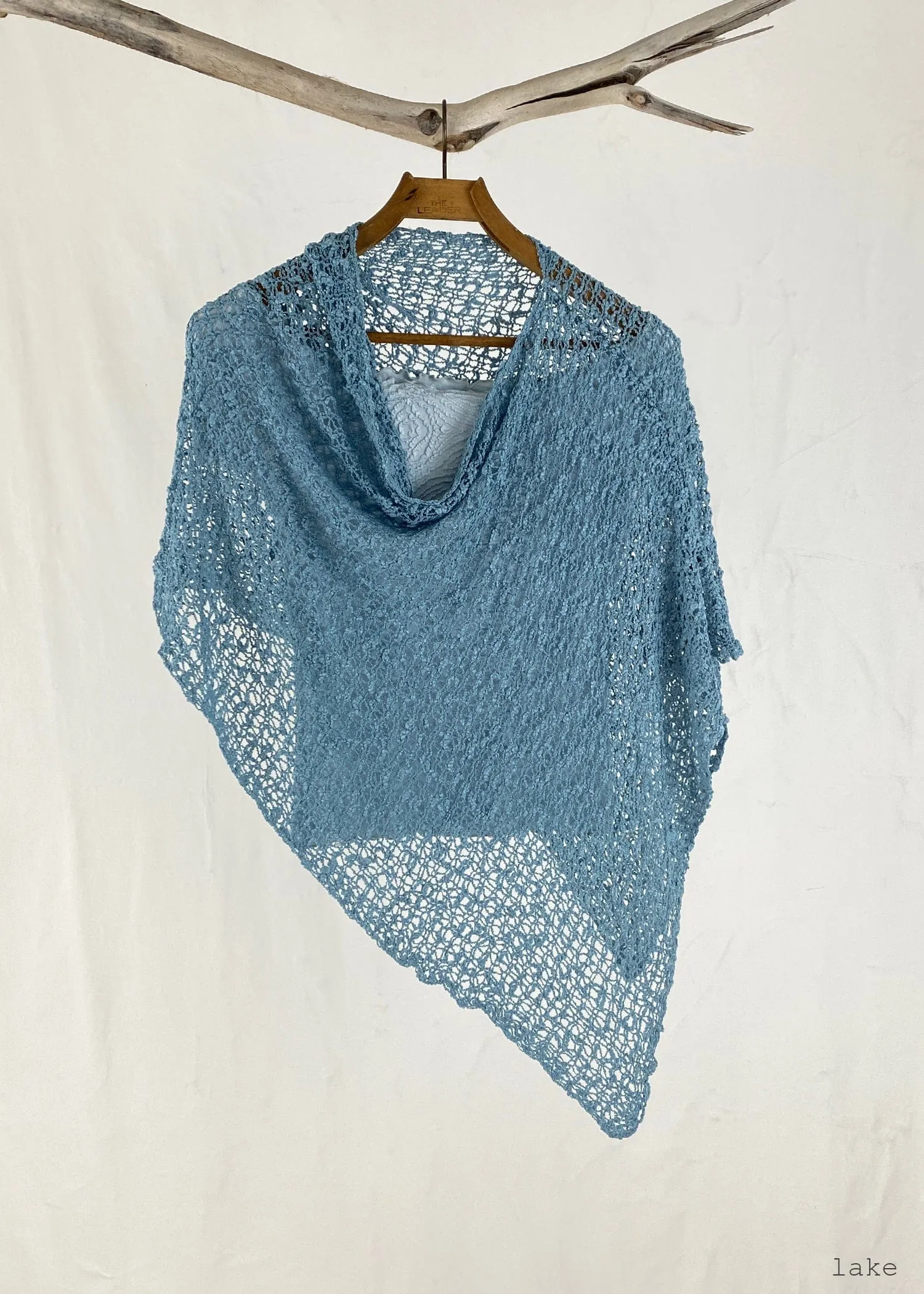 Popcorn Knit Poncho Biasa